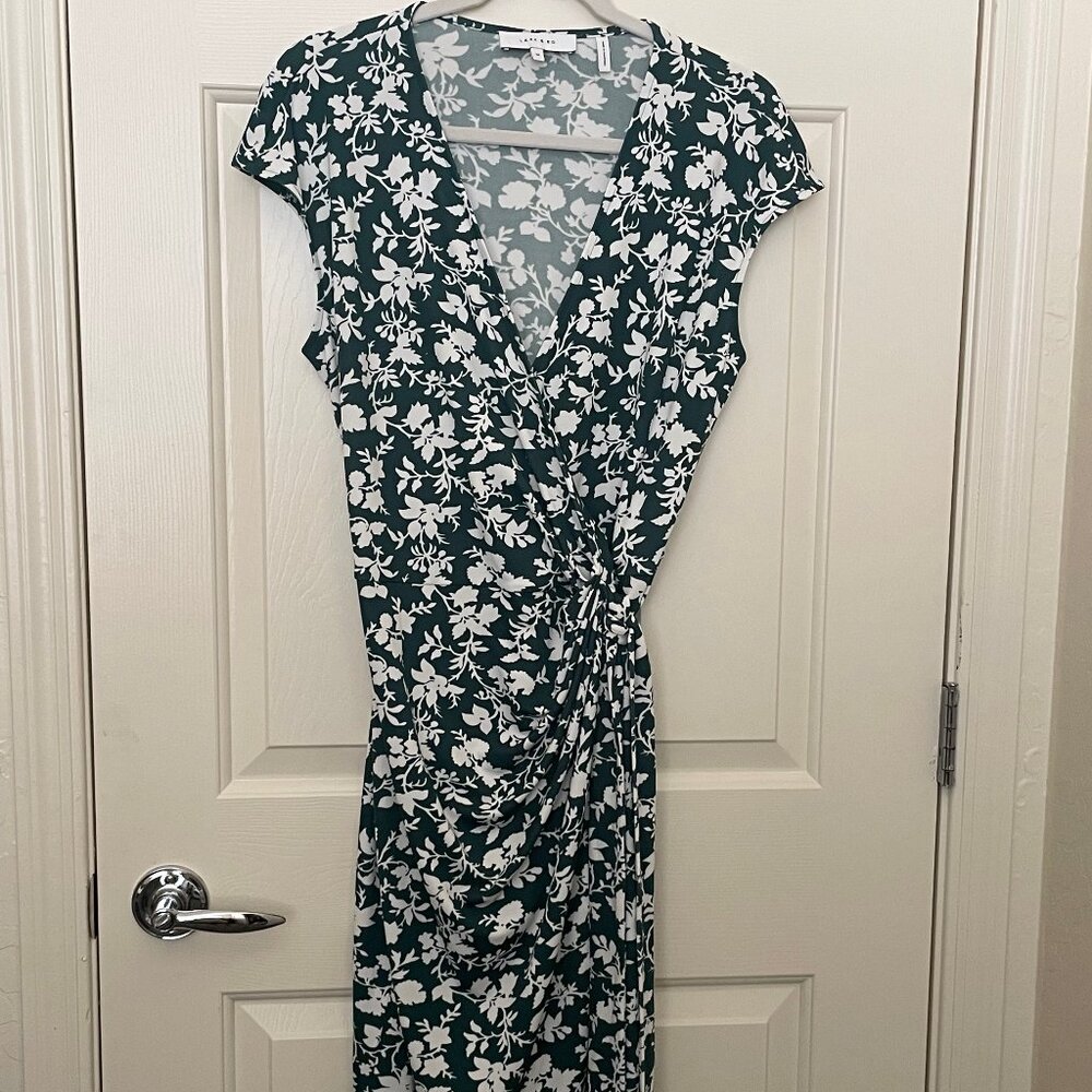 Lark & Ro Women Casual Formal Dress Wrap Belted Stretch Sleeveless Size Medium